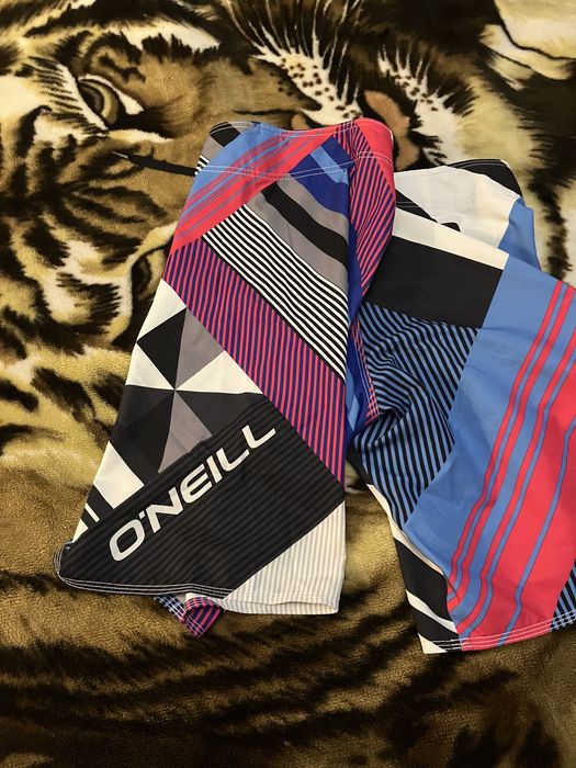 Продавам плувни щорти ONEILL