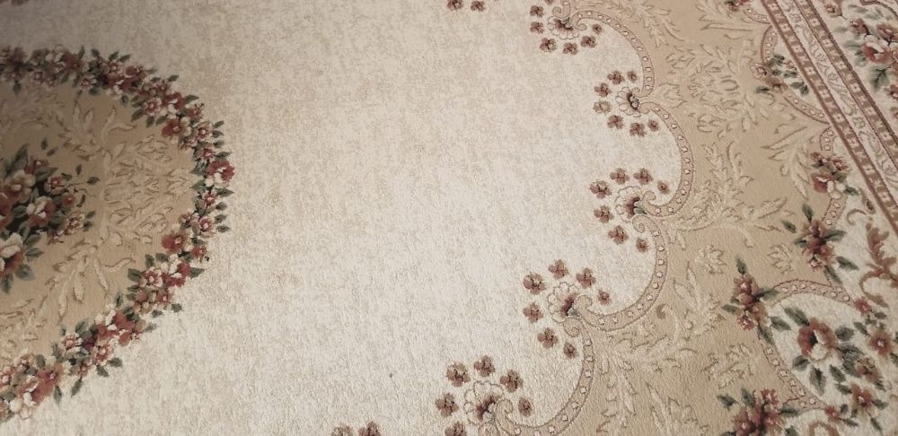 Ковер в отличном состоянии