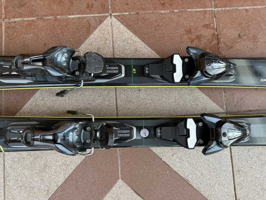 Schiuri Skiuri Salomon X8 155 cm