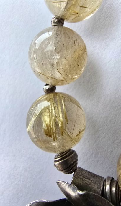 Colier statement din cuart rutilat natural , 26 bile mari 13–14 mm