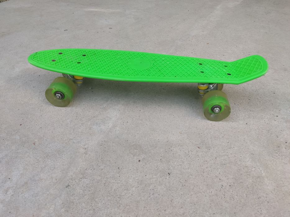 Продам скейтборд