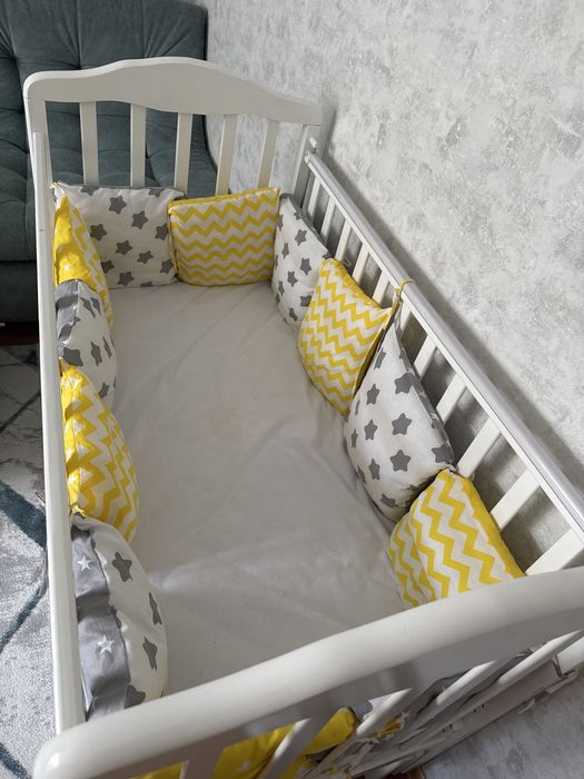 Кроватка детская