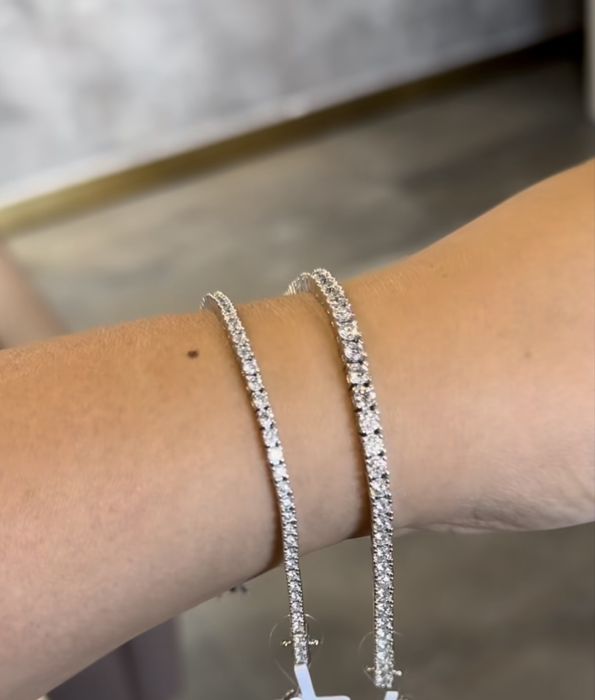 Браслет с муассанитом