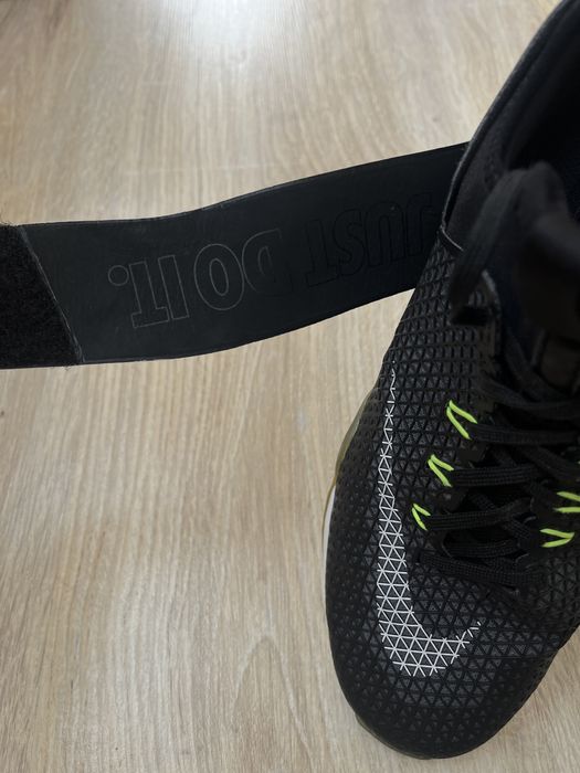 Nike Air Zoom Strong детски маратонки
