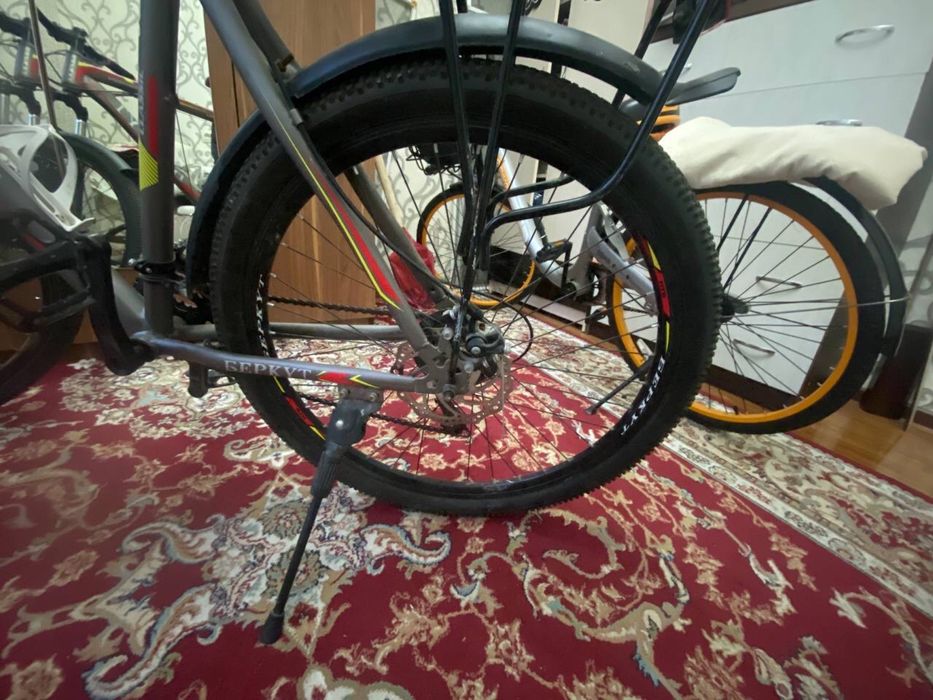 Срочно продается два велосипеда можно по отдельности