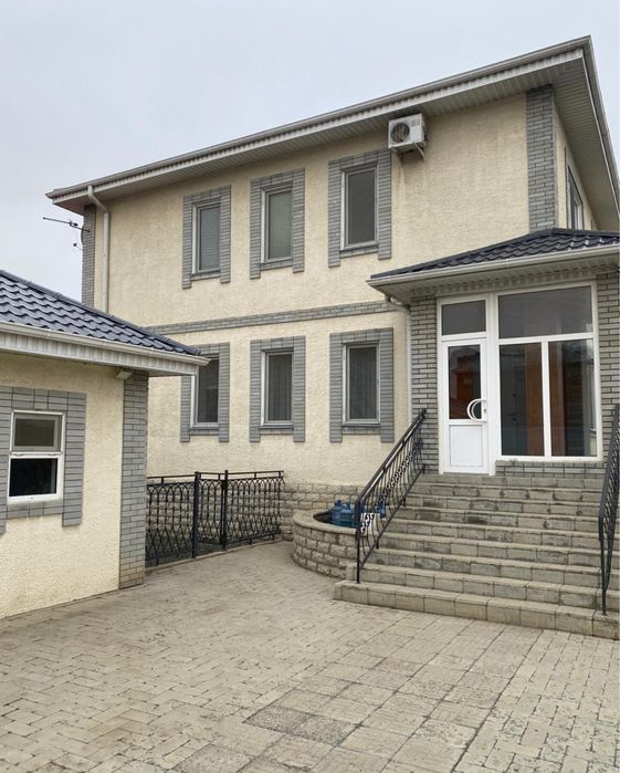 Окно пластик срочно продам