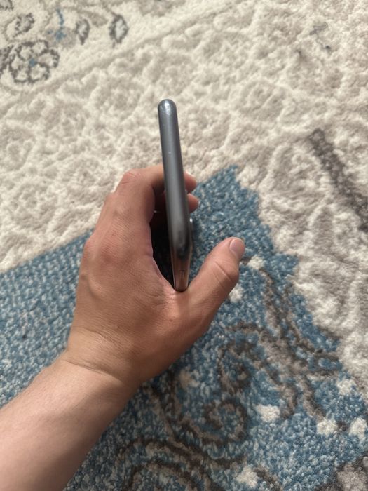 Iphone 11 64 gb 90000 tg 80