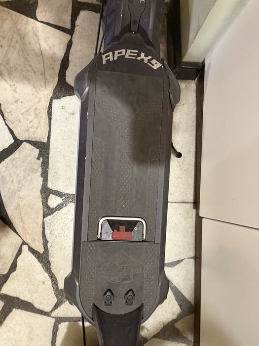 Vsett 9 Apex 2025