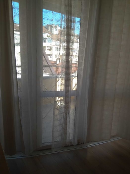 Дава се под наем Четиристаен апартамент в Варна, Левски - 140 кв.м за 510 € - Снимка #17