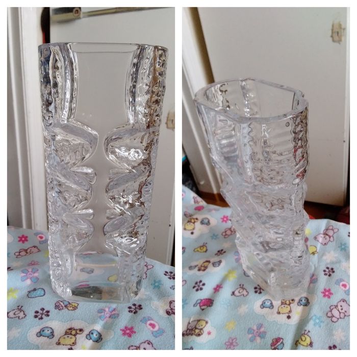 Ваза стеклянная, толстостенная