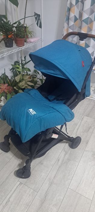 Продам прогулочную коляску