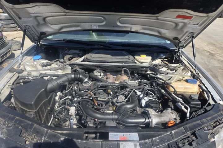 Galerie admiși cu clapetă accelerație 2900312519 Audi A8 2006
