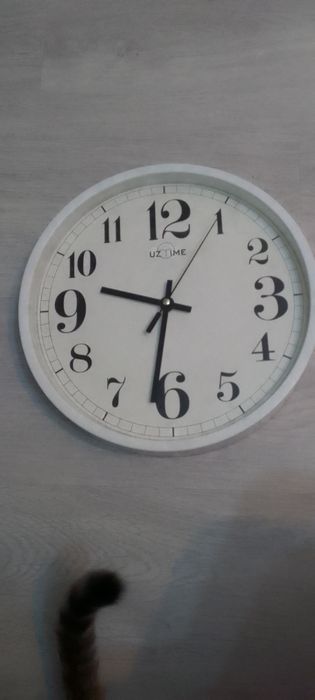 Сотаман соат. Продам часы настенные.