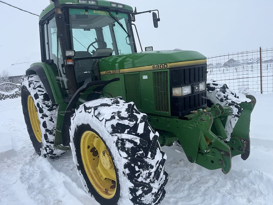 Tractor john deere 6800