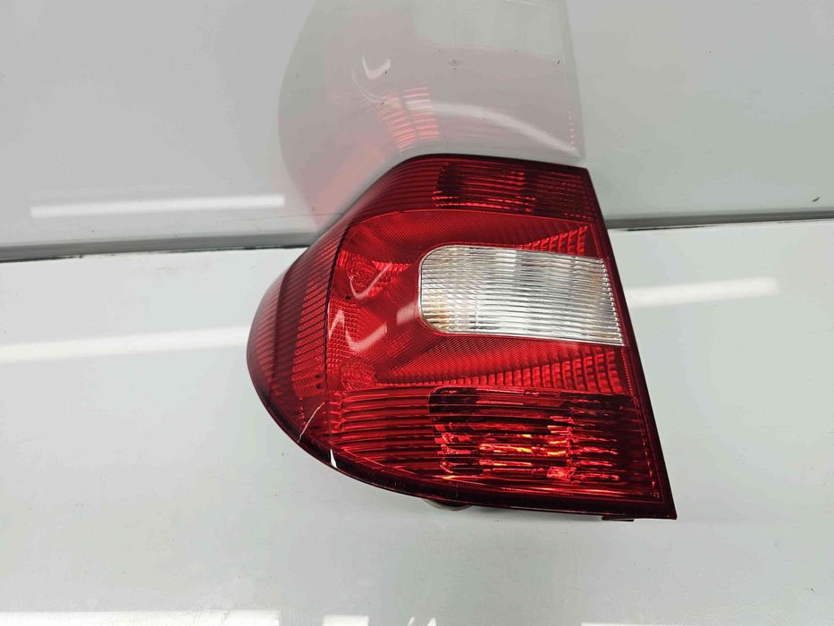 Stop aripa stanga Skoda Yeti (5L) [Fabr 2009-2020] 5L0945111B