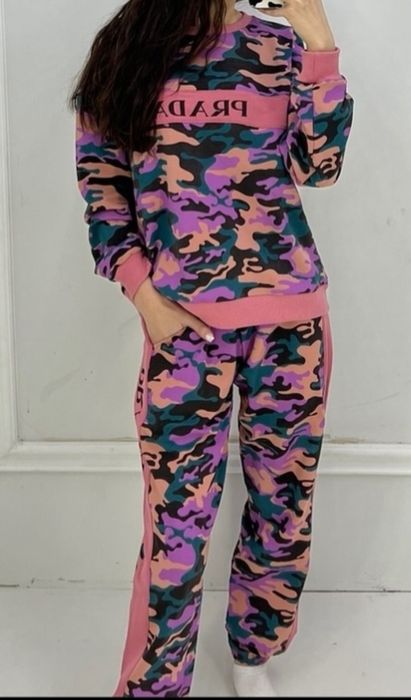 Спортивный костюм