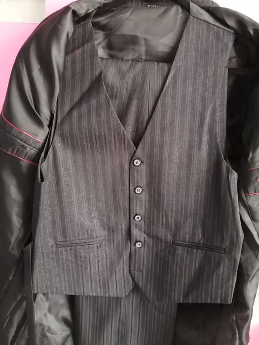 Мужской костюм