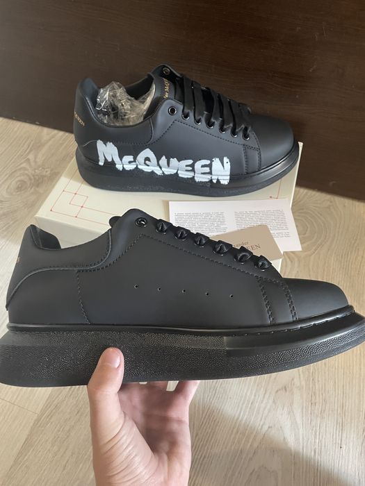 Alexander McQUEEN