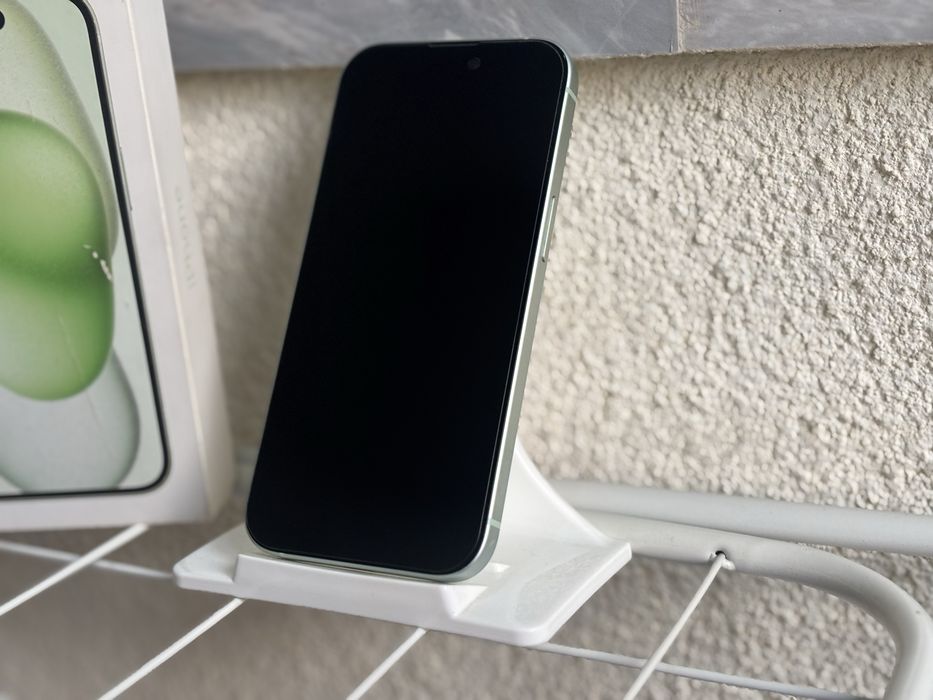IPhone 15 128GB  Green - като нов
