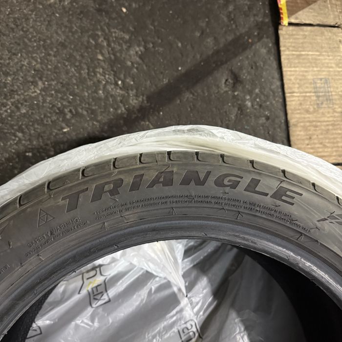Продам шины Triangle 225/45/17
