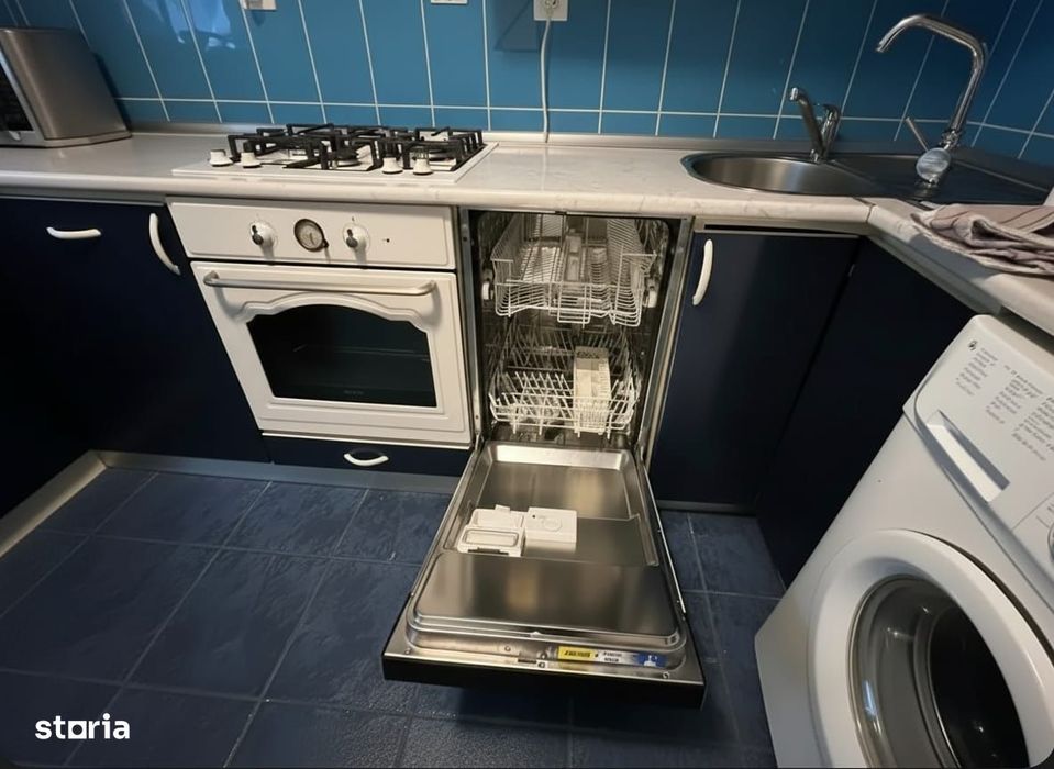 Inchiriere apartament 3 camere Faleza Nord