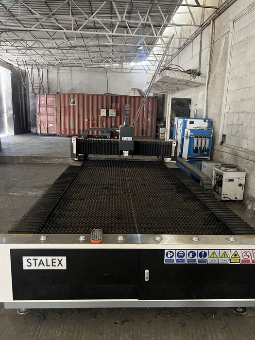 STALEX CNC Fiber lazer metall kesish stanogi 1500×3000