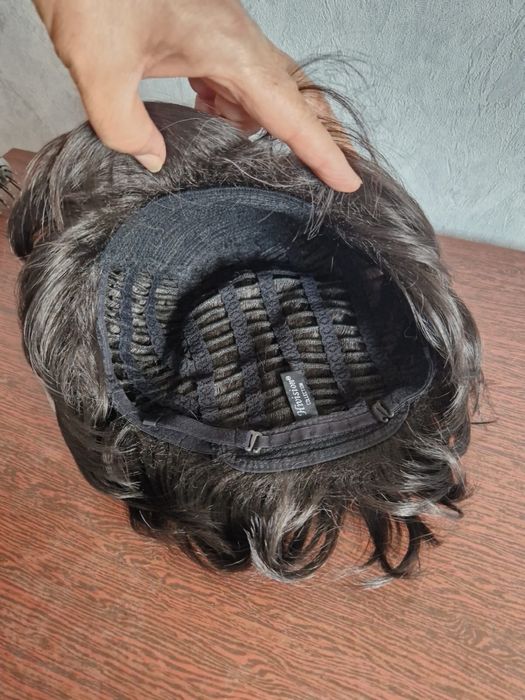 Продам парик НОВЫЙ