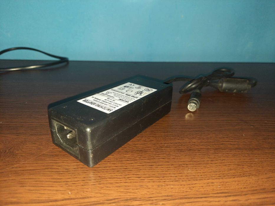 Alimentator 6 pin 12V + 5V 2Ah