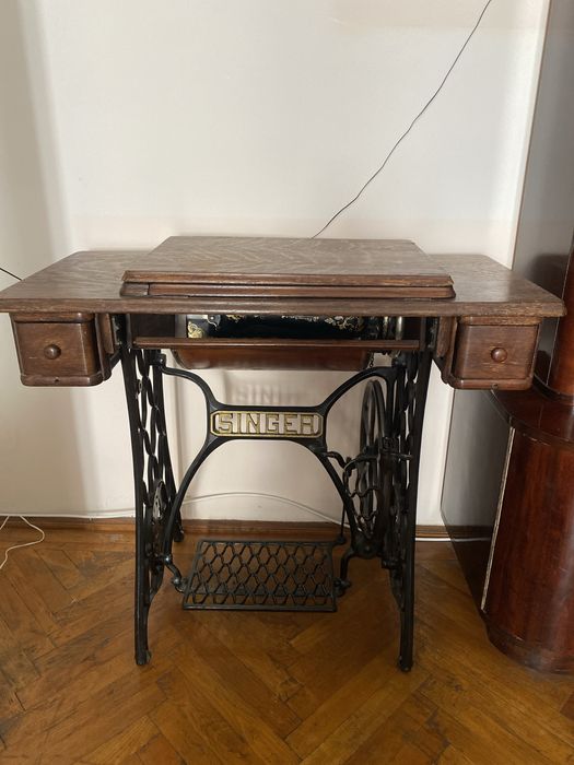 Vand masina de cusut singer