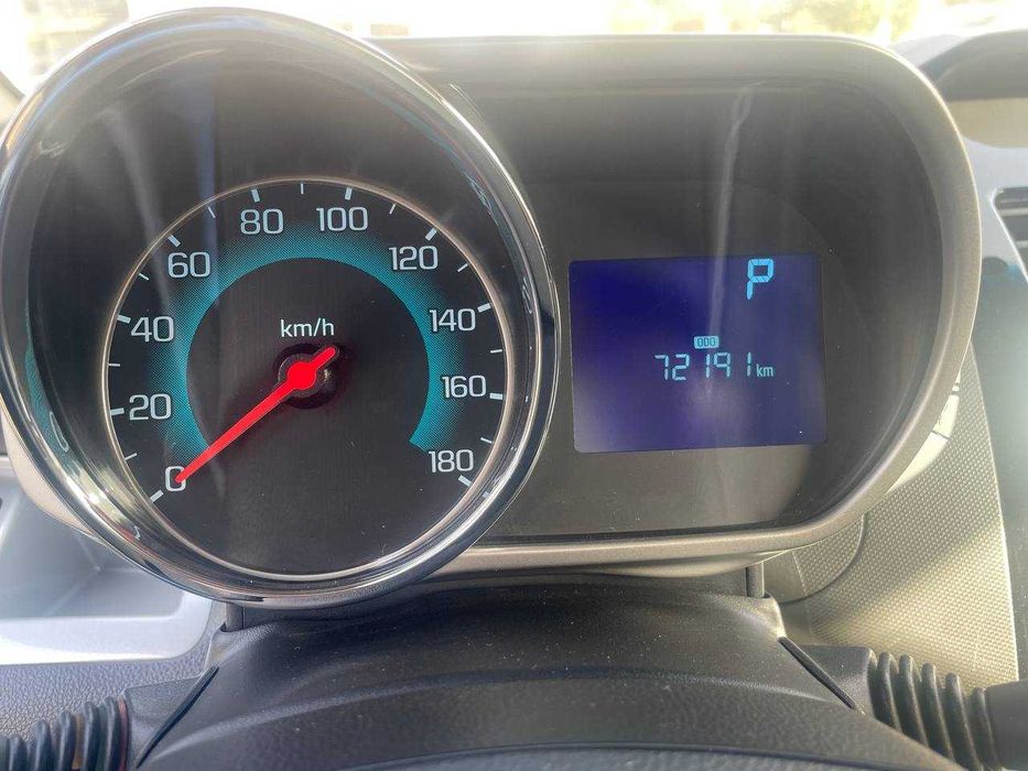 Spark avtomat 2022 mokriy asfalt