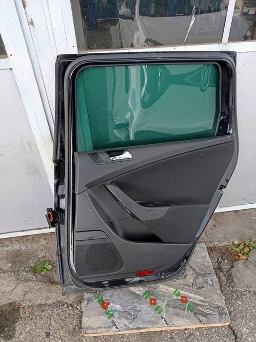 Задна дясна врата за Passat 6 комби