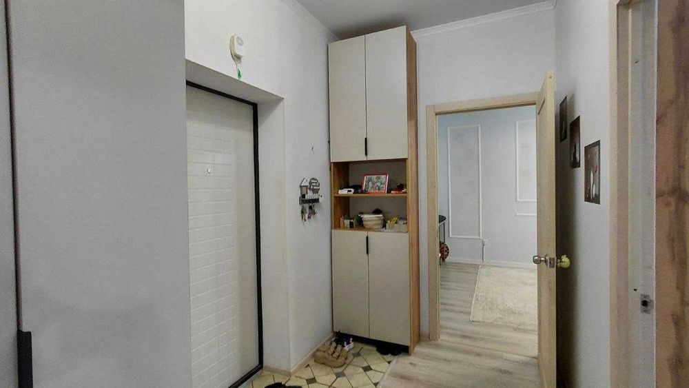 Продам 2 ком кв мкр БЕРЕКЕ