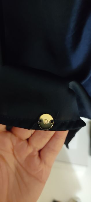 Риза Dika, тъмносин