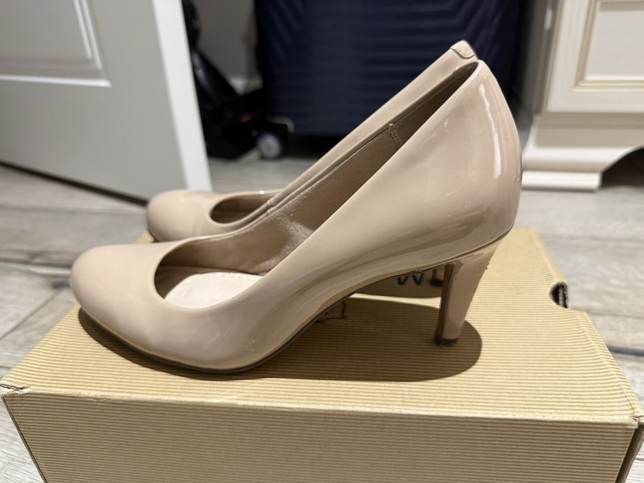 Туфли лакированные Clarks