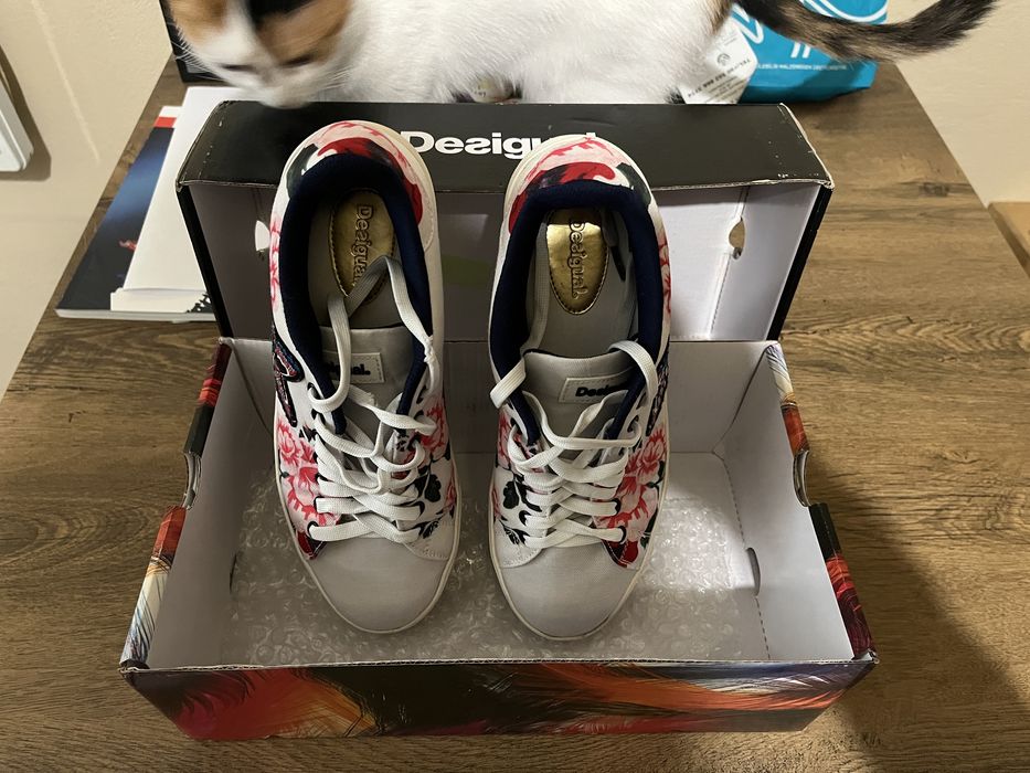 Кецове на испанската марка Desigual