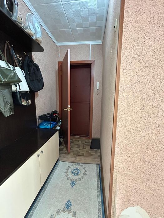 На Аблакетке продаётся 1,5- ка