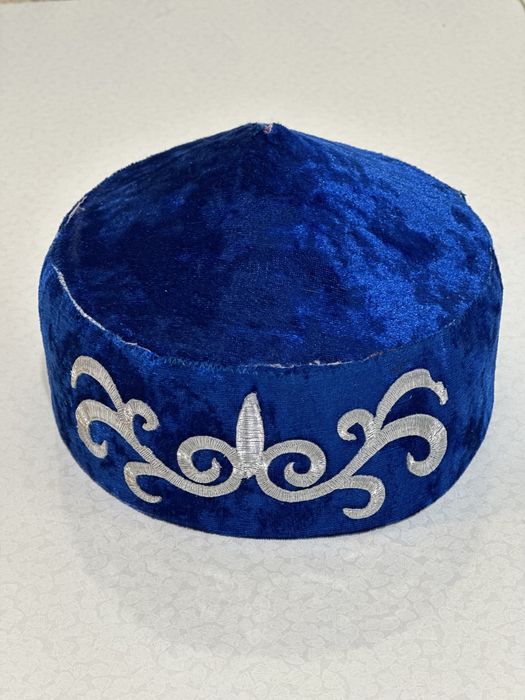 Костюм нацональный