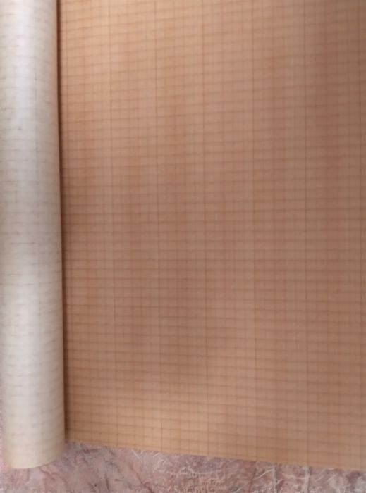 Бума для выкройки.