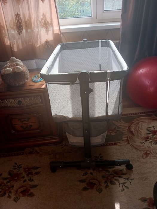 Продам манеж детский