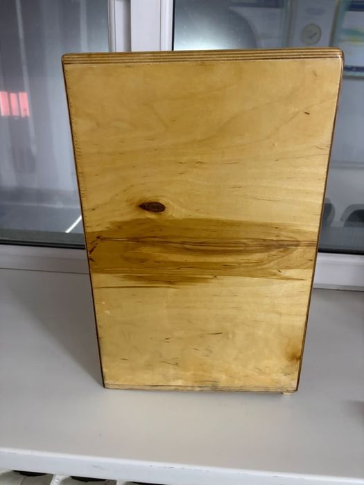 музыкальный инструмент “кахон”