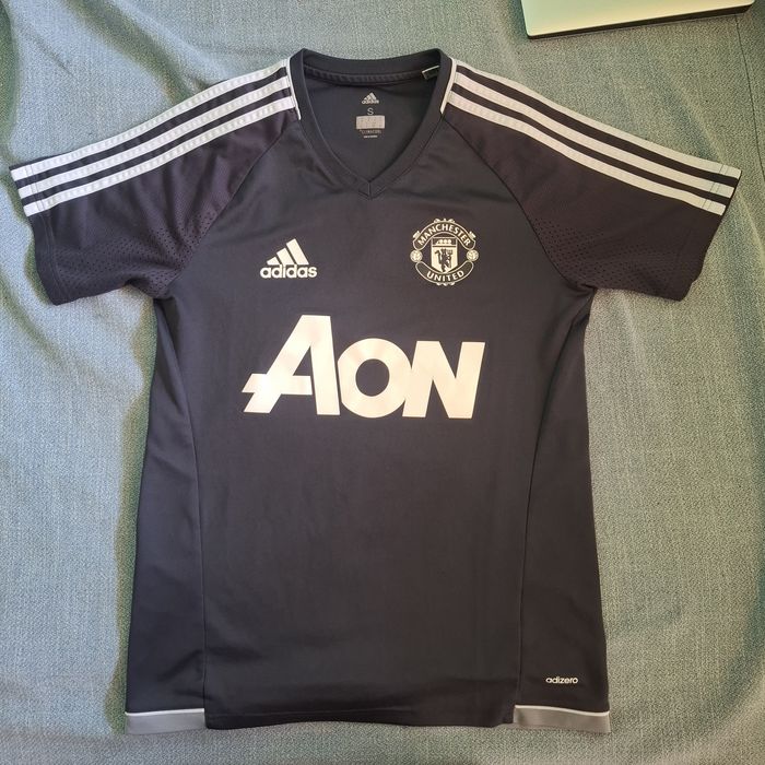 Тениска На Манчестър Юнайтед