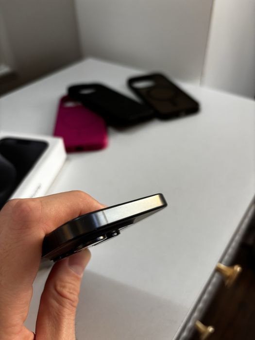 iPhone 15 Pro. 128 GB. Black Titanium.