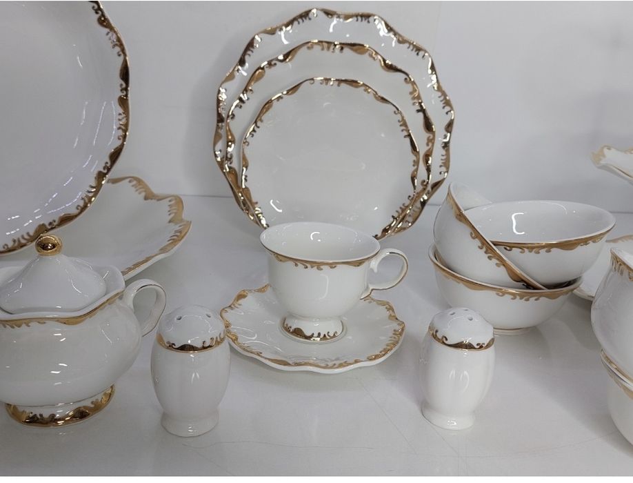 Продаю сервиз Royal посуда