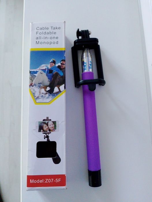 Vând monopod selfie stick wireless,nou nouț la cutie.