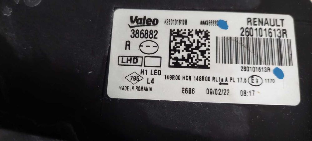 Десен фар Dacia Duster 2 Led година 2022-2024