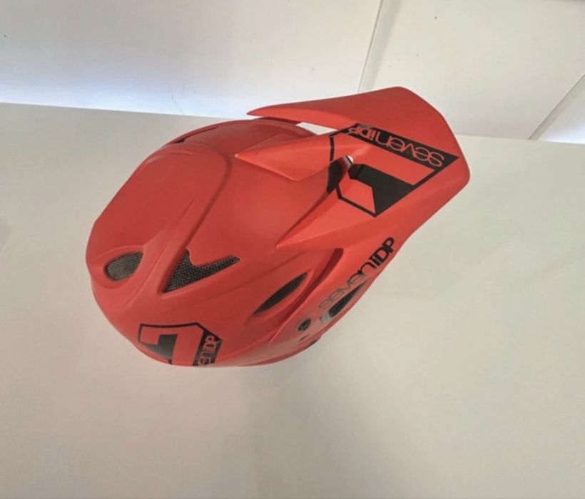 Cască full face 7iDP – stare foarte bună, MTB / downhill, marimea XL