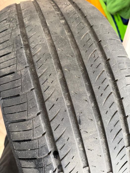 Продам комплект шин с дисками