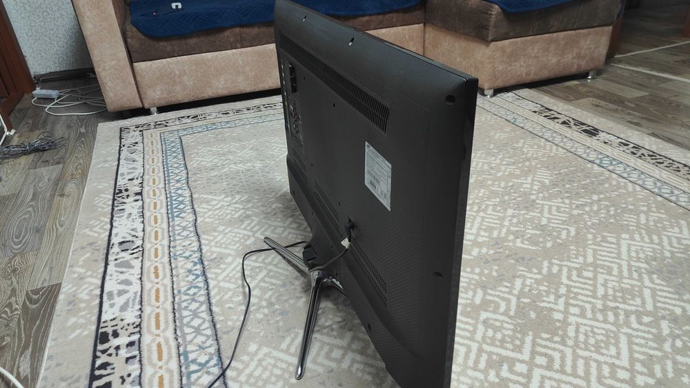 Телевизор Samsung Smart TV