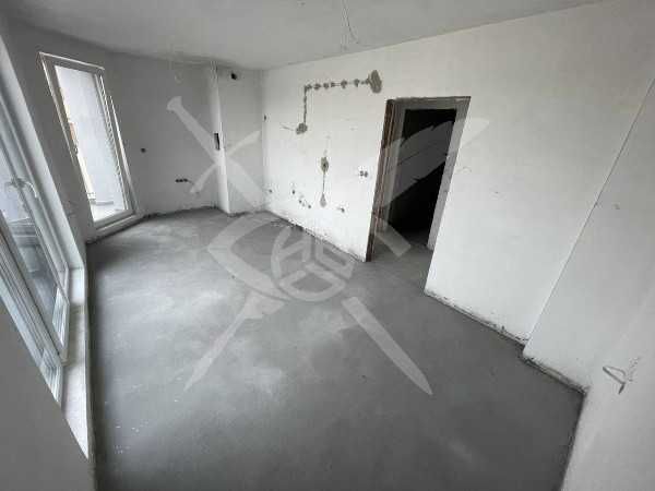 Продава се Тристаен апартамент в Бургас, Възраждане - 95 кв.м за 1262 €/кв.м - Снимка #3