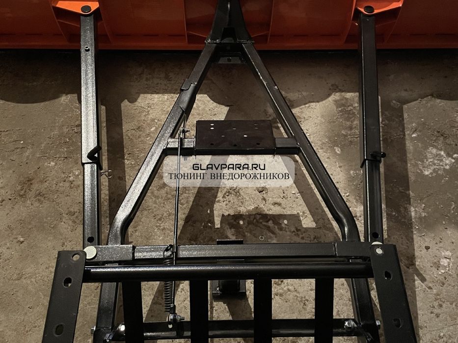 Отвал Уникар универсальный